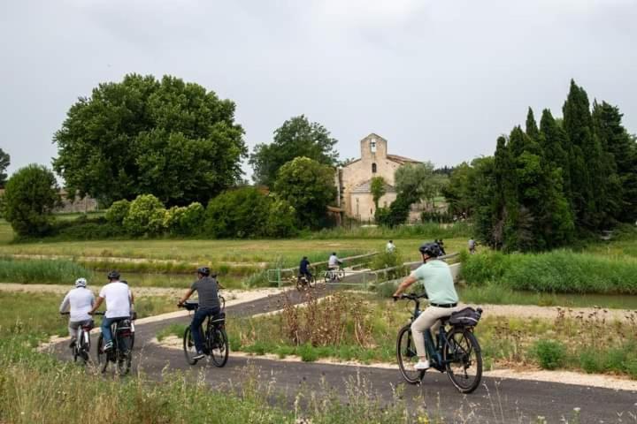 Location Gite En Provence Beaucaire  Eksteriør billede